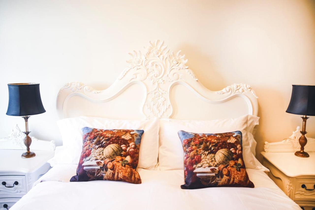 Inn The Old Crown Coaching 3*